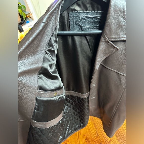 LEATHER COAT, Lg - Picture 3 of 11